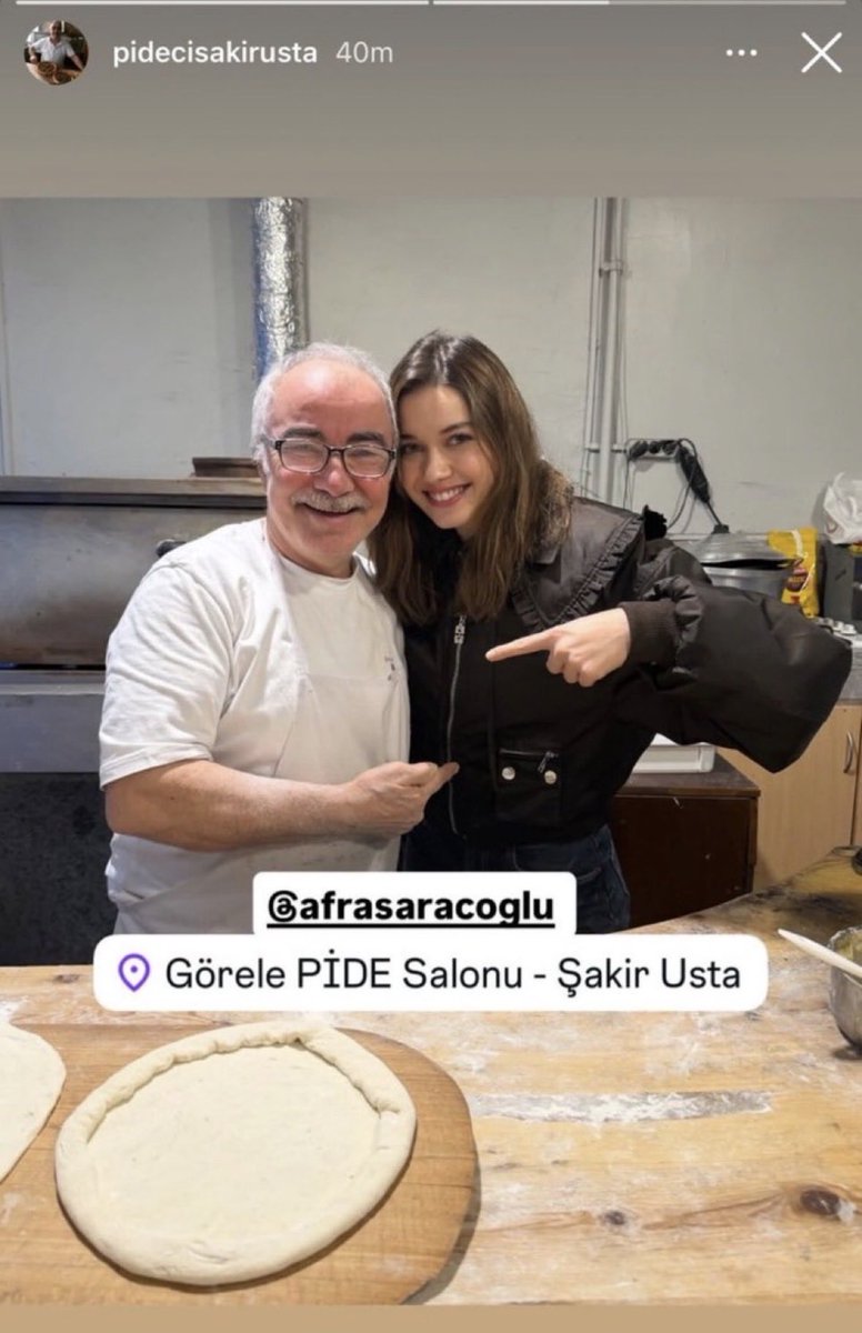 Ozgee_ce's tweet image. Samimiyetinden öperim minnoşum 🤍