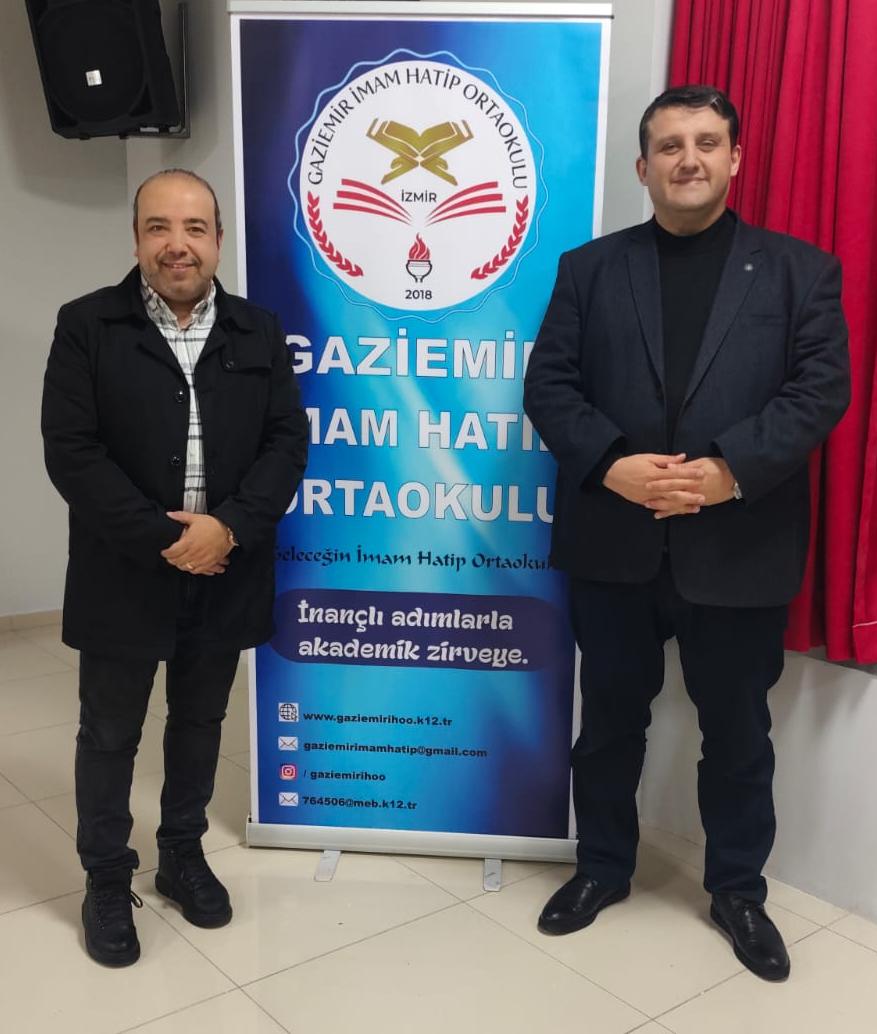 KksalKo13's tweet photo. MHP Gaziemir İlçe Başkanlığı Olarak;
Meclis Üyelerimiz Sayın Selahattin Şahin , Sayın Mehmet Sait Sert ve Sayın Davut Dinçel le Beraber , İftarımızı ; Gaziemir İmam Hatip Ortaokulumuzun Helal Sofrasında Yaptık İnşallah.
Başta, Okul  Müdürümüz Sayın Özgür Şenyüz  olmak üzere emeği geçen herkese teşekkürlerimizi sunuyoruz. 
MHP Gaziemir İlçe Başkanı Köksal Koç.