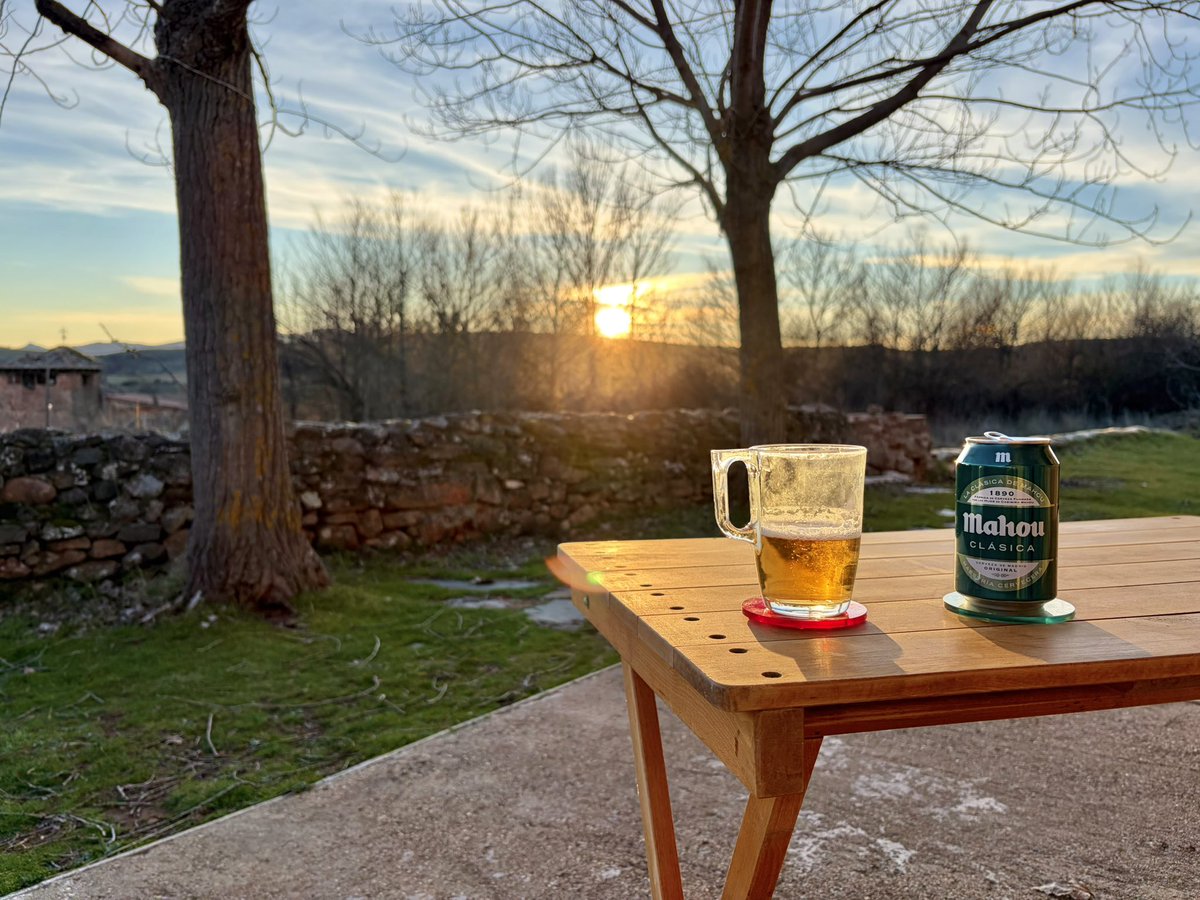 nachoramosc's tweet image. La hora dorada en la Sierra Norte de Guadalajara. #Atardecer #Guadalajara ##Castilla