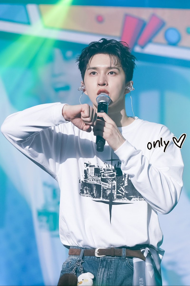 OnlyJaehwany's tweet photo. 260221 팬콘 프리뷰 #KEN #켄 #이재환 @jaehwany0406 

슈퍼히어로라니 🤣🤣🤣 https://t.co/4g7YbIYKVJ