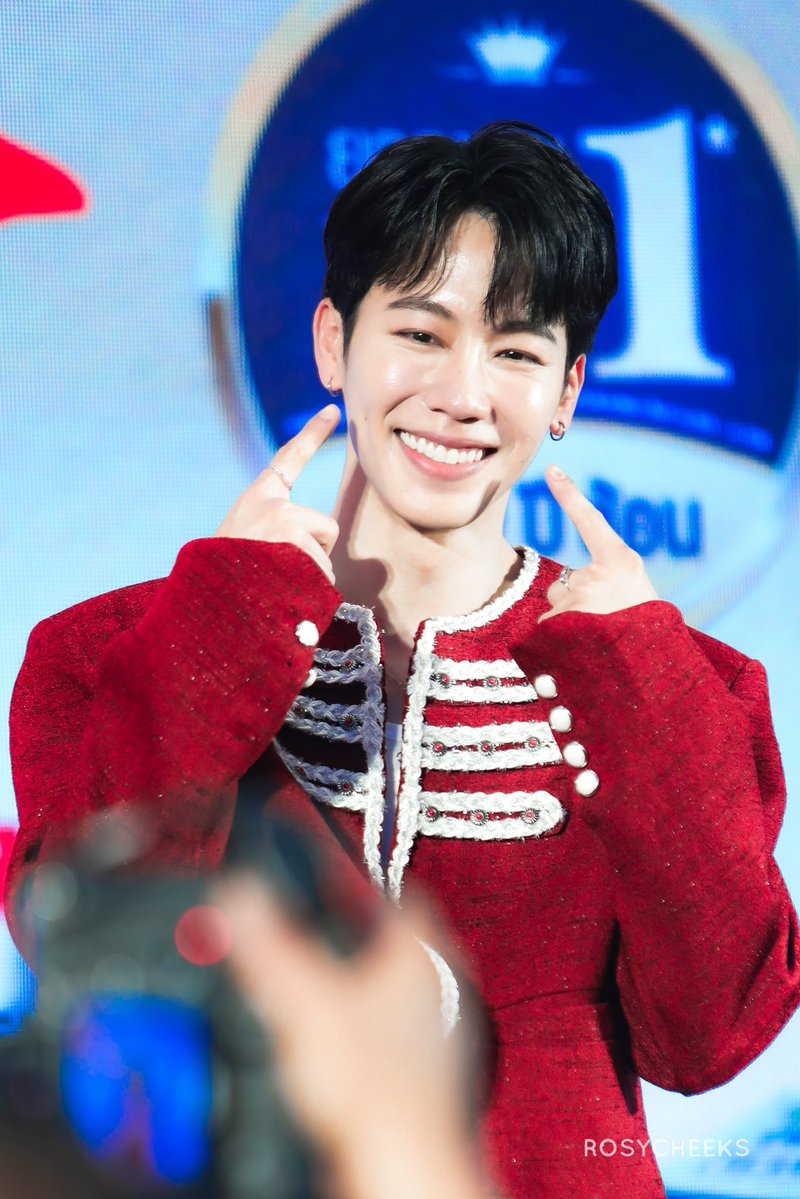 War's smile is literally my therapy. It makes everything better