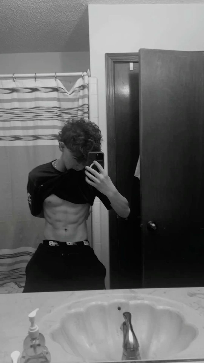 Kandit Surat tweet media