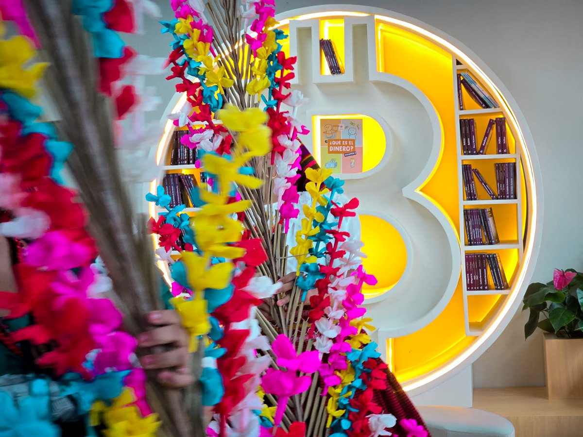 BitcoinZoneSV 🇸🇻 tweet media