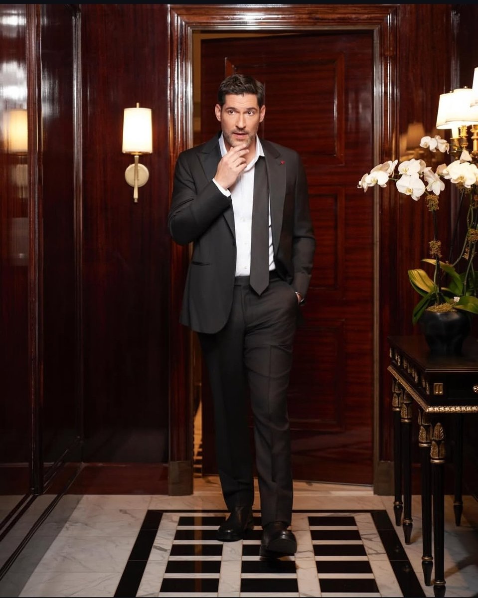 Sara batton tweet media