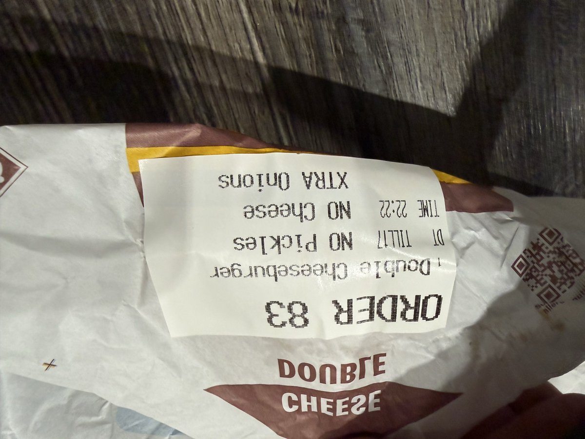 EngTeach90's tweet photo. @McDonalds hmmmm something doesn’t quite add up here. https://t.co/WQS5JewsLl