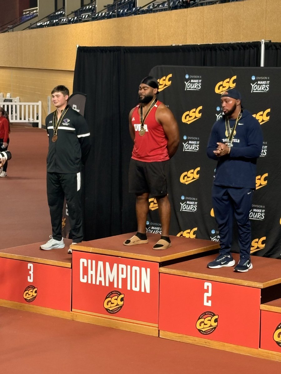hicks_dedric's tweet photo. 2026 GSC Indoor Shot Put Champion- 17.48m‼️ #shotput #trackandfield #champion #Division2 https://t.co/rJXU1kIRE4