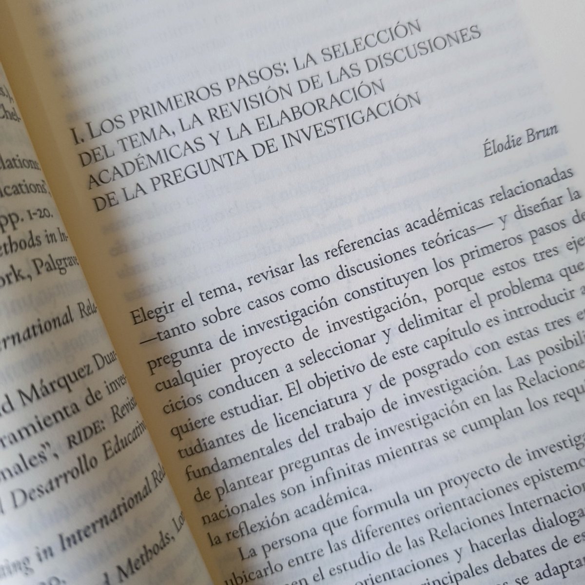 Publicaciones de El Colegio de México tweet media