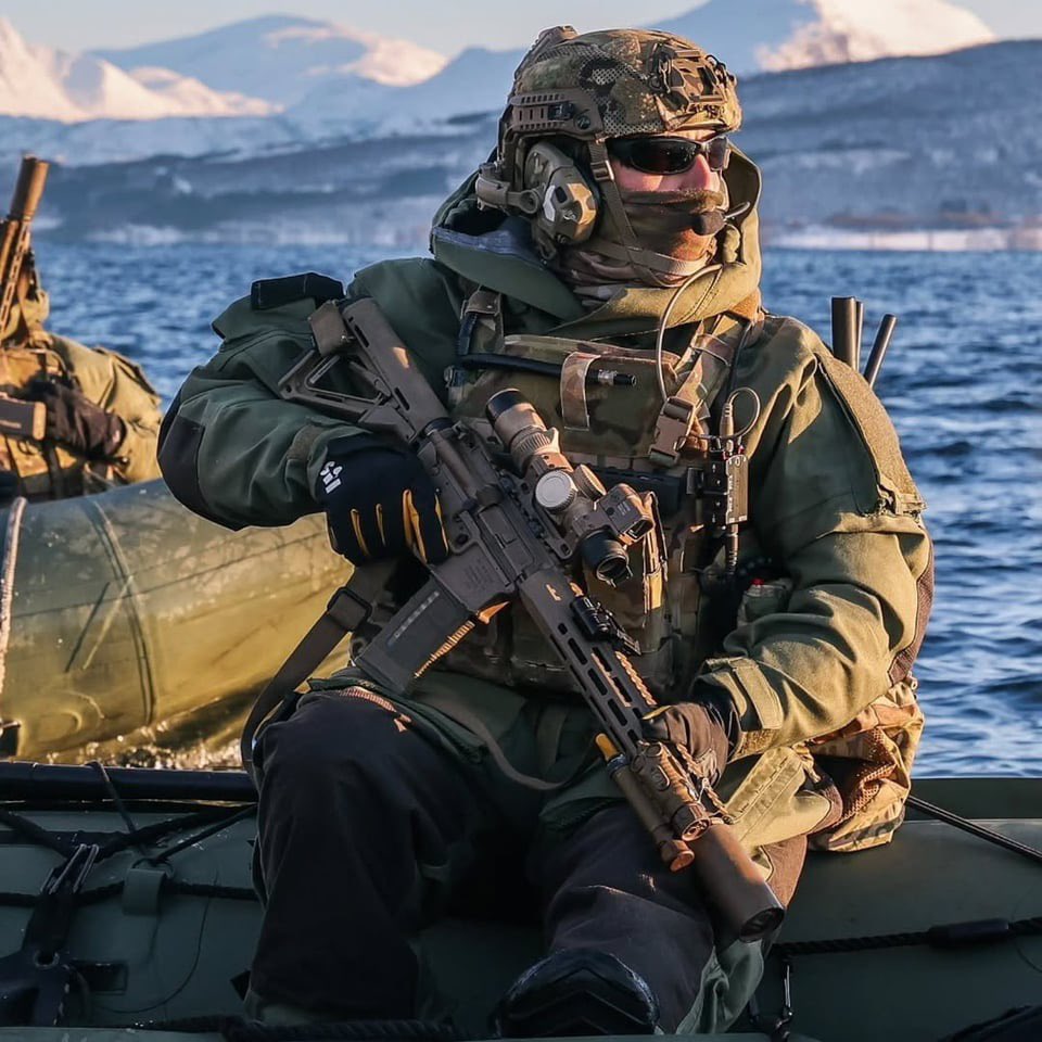 Зігота-Хохотуха на пільгах tweet media