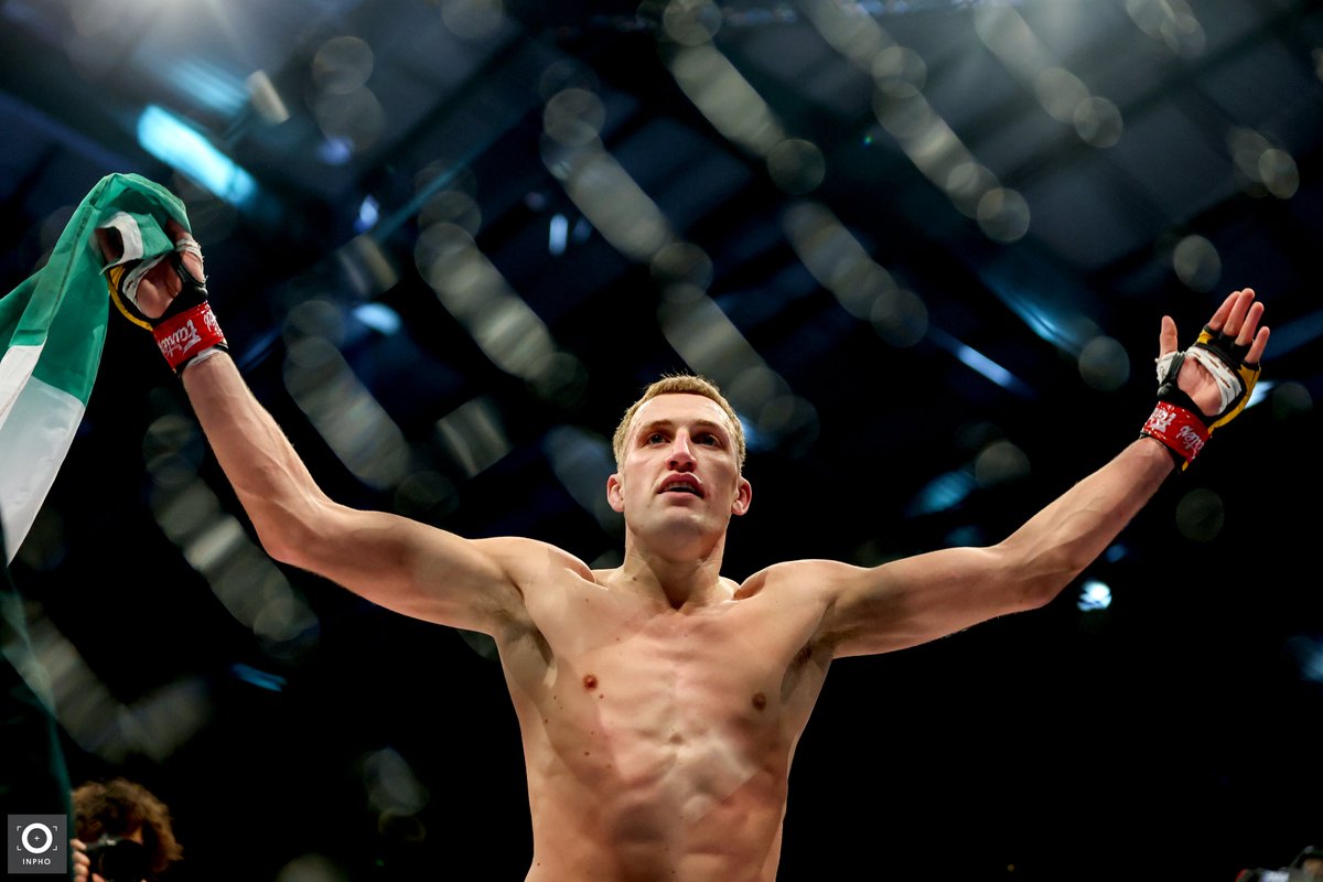 Inphosports's tweet photo. What a night for Adam Darby as he moves to 7-1 in his MMA Career at home in the RDS! 🍀
(📸 - @dan_clohessy ) https://t.co/4U4sT0nBVx
