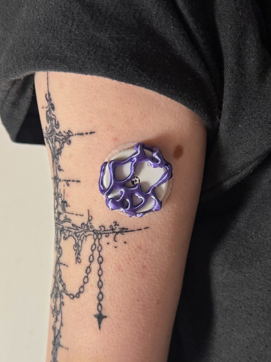 དའཌ tweet media