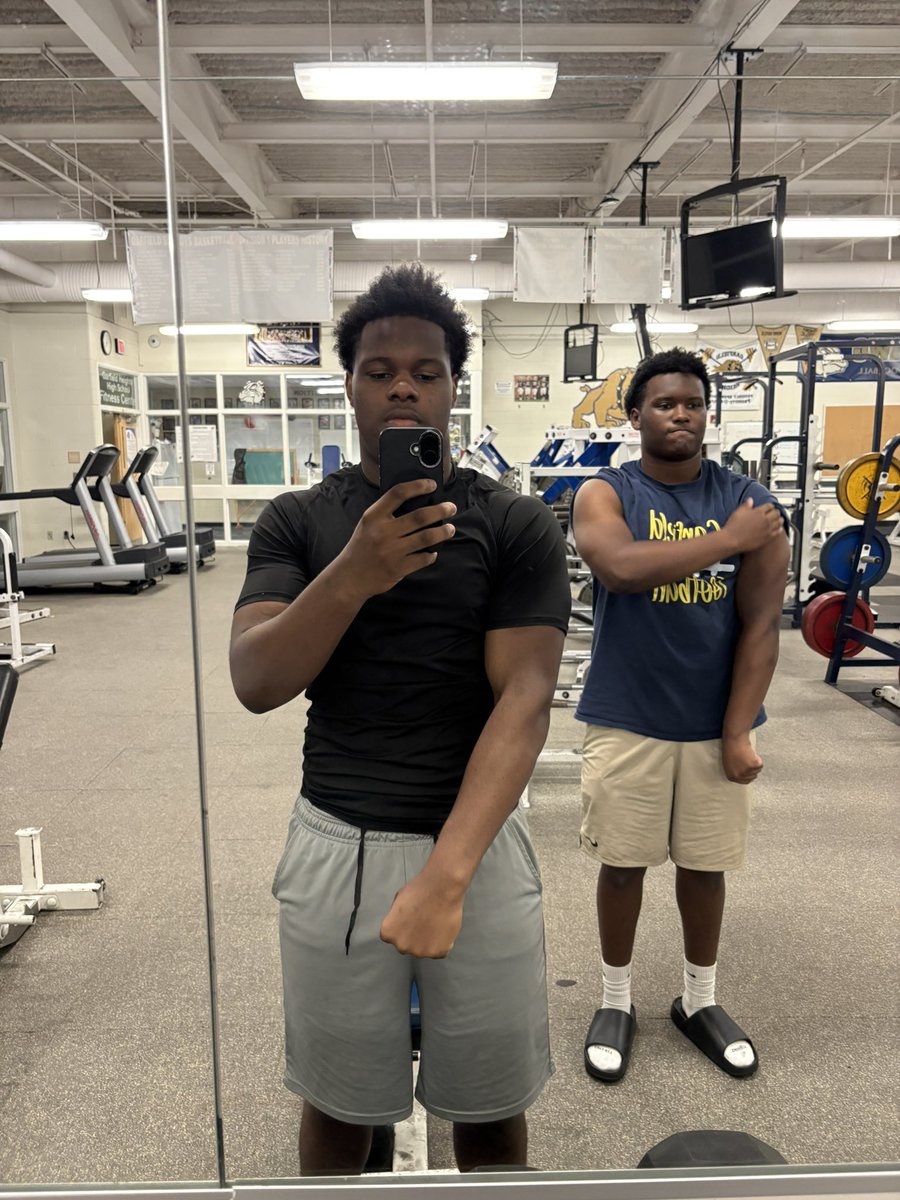 Rayjon Anglen tweet media