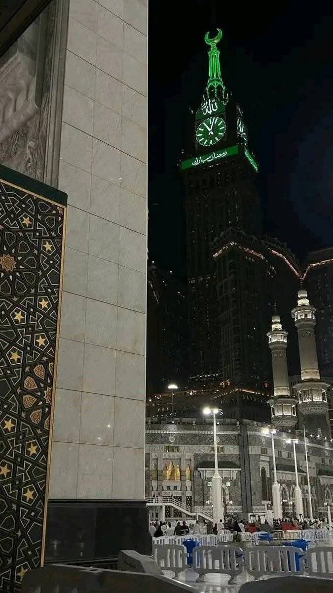 Marwanyonss's tweet photo. ينعاد علينا في مكَّة. https://t.co/9wSKuntT0m