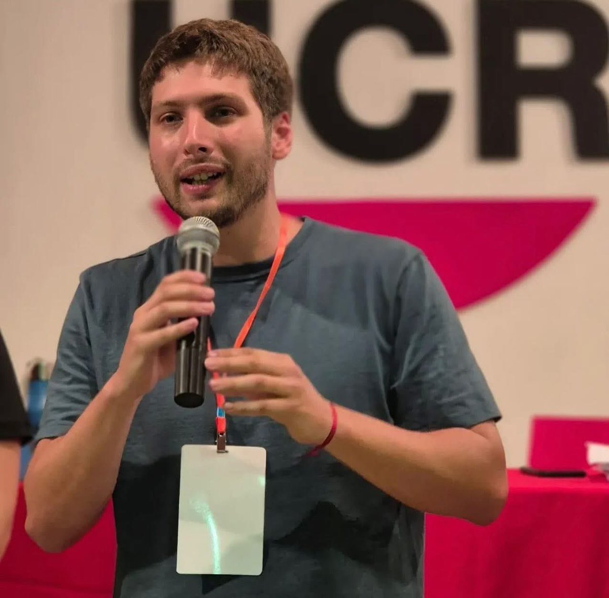 LucianaRached's tweet image. Felicitaciones a @Nahuebreglia por asumir la presidencia y a toda la mesa ejecutiva  de la @jrnacional .
Este es el lugar donde el radicalismo late fuerte, donde las convicciones se defienden con pasión y donde el compromiso no se negocia.