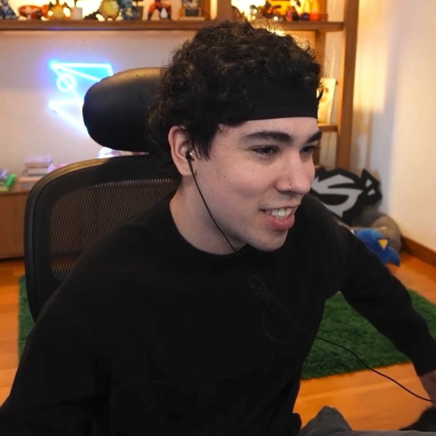 dios lo bonitos que tiene los rulos