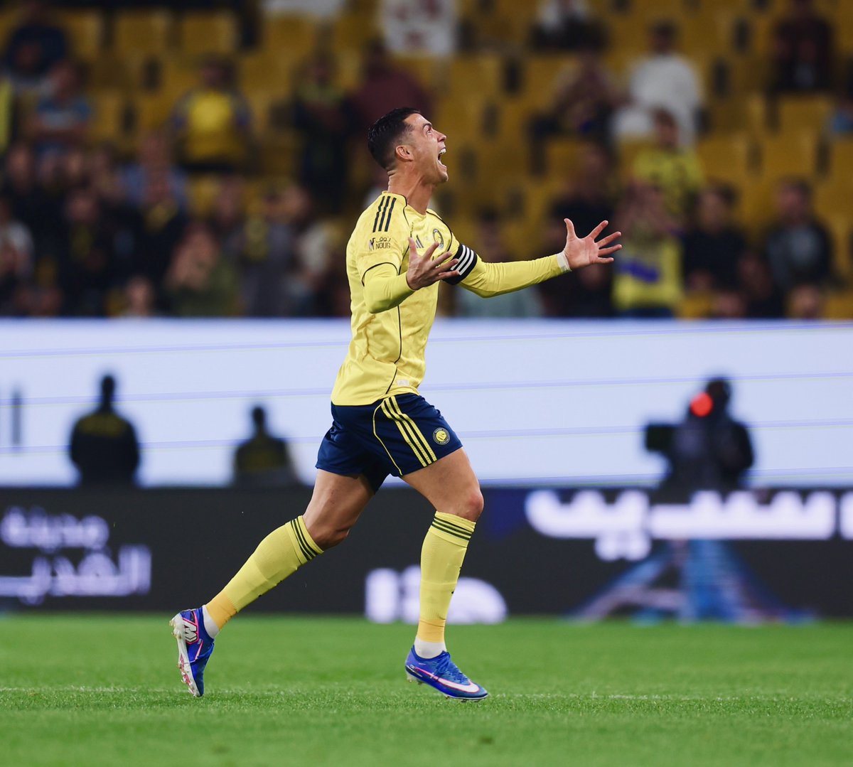 n e e d y tweet media