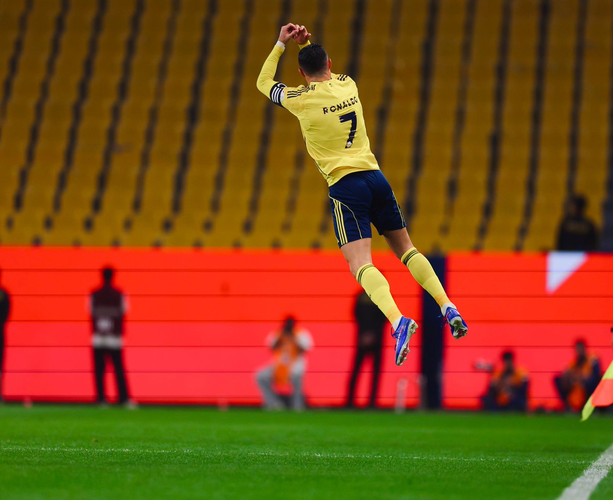 n e e d y tweet media