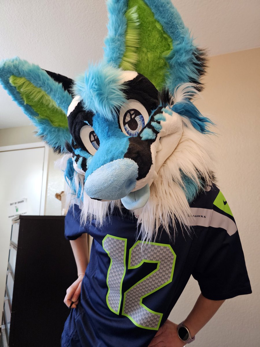 Xusho Wolf tweet media