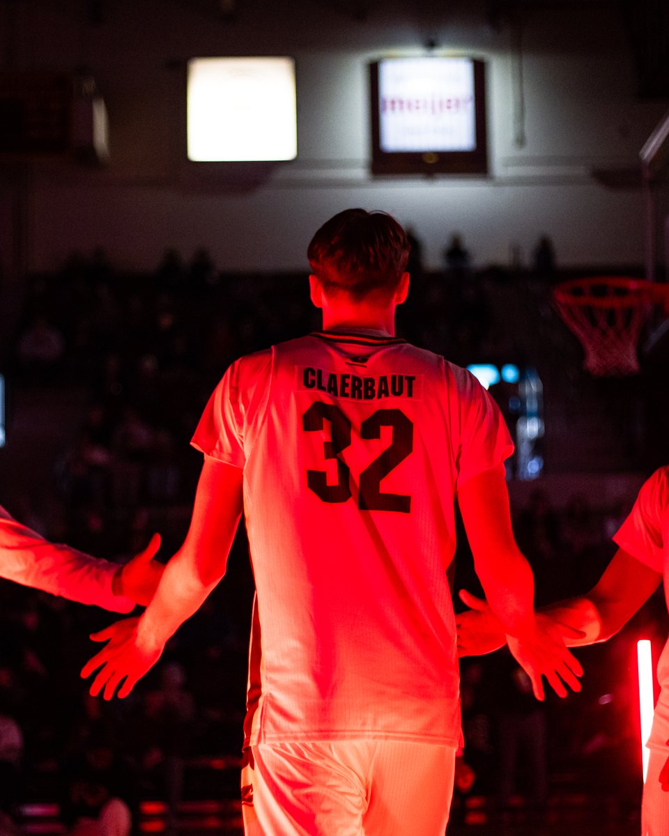 CMU Men's Basketball tweet media