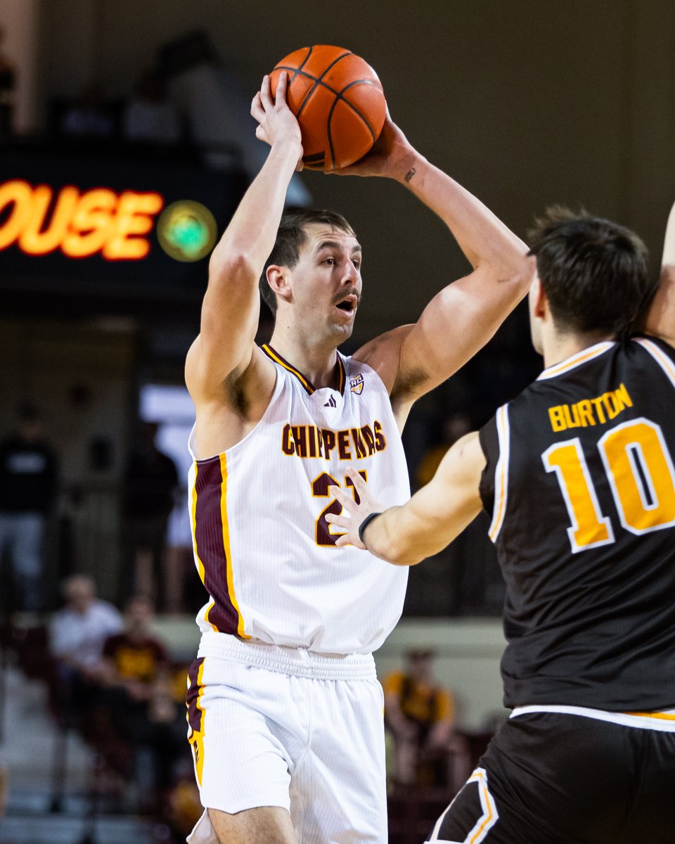 CMU Men's Basketball tweet media