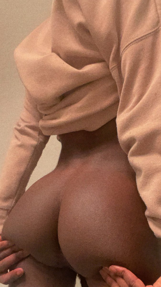 heabaddie's tweet photo. someone spoil me🥹 #gay #femboy https://t.co/Lcof5KHUcy