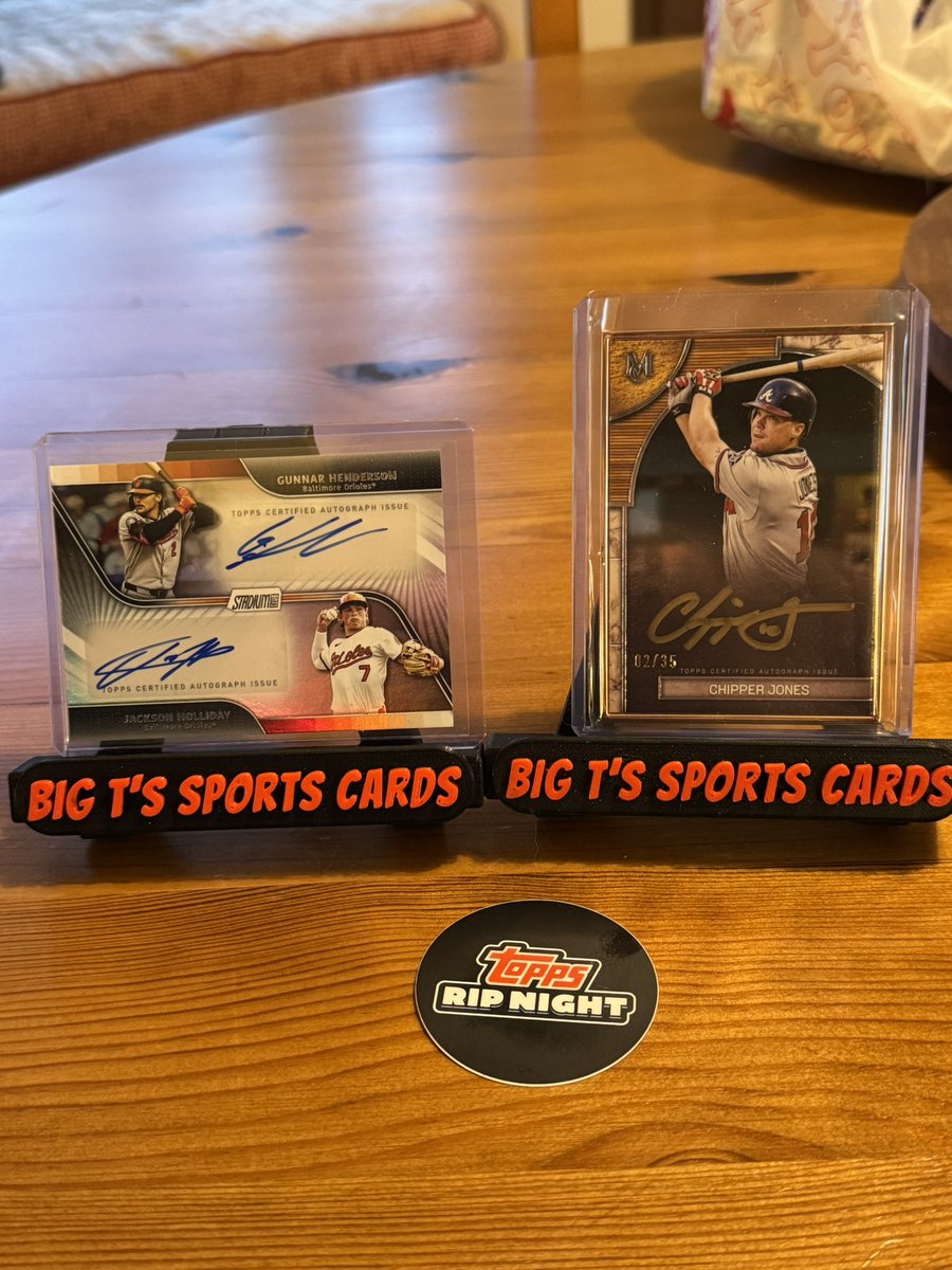 Stopped by my local LCS for #ToppsRipNight and grabbed a Museum Collection and a Stadium Club. Looks like I picked right. <a href="/CardPurchaser/">Card Purchaser</a>
