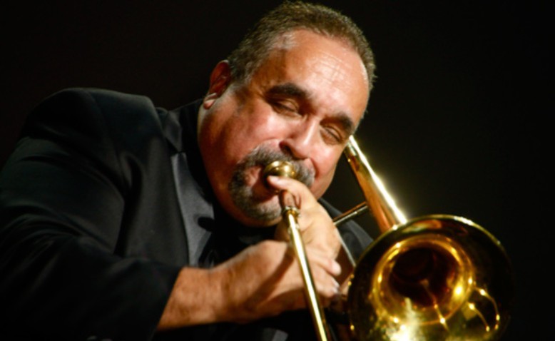 Tuve la oportunidad de ver a Willie Colón en el Teatro Anayansi junto a Olga  Tañón en concierto. Aunque su voz no era la misma, con su trombón lució  magistral. #salsa Paz