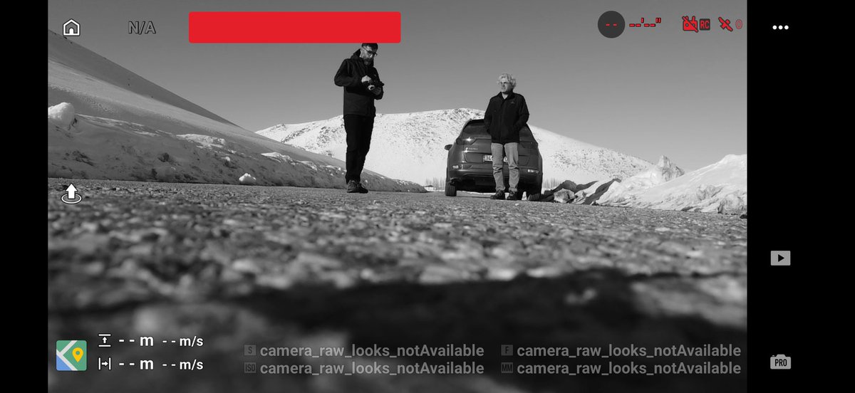 Hasankeyf’in yoldaşı yönetmen Ali Ergül yeni belgeselin çekimlerini sürdürüyor

Van’daydım. Eski çalışma arkadaşım, abim Ekrem Ergül ve yönetmen dostum Ali Ergül ile birlikteydik. Dağ, dere, tepe demeden yolu aşındırdık.

Ali Ergül daha önce Suyun Ölüm Tarihi ile Hasankeyf