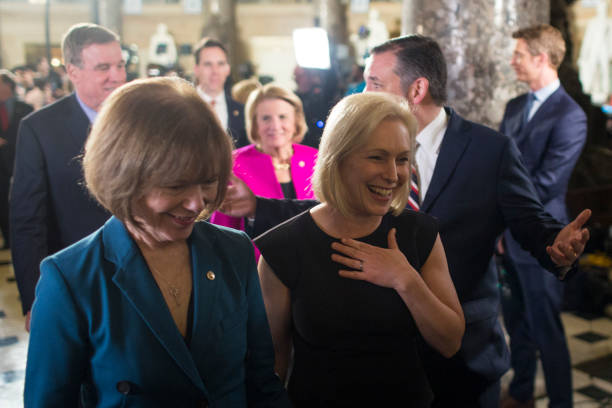 SenateOhioClock's tweet image. B4 Tuesday's #SOTUspeech, Senators are reminded that President Trump's March 2025 address lasted 1 hour, 39 minutes, and 32 seconds, and those remarks lacked any SOTUS #rebuking. An emptied bladder in advance of the walk over to the House is advised.