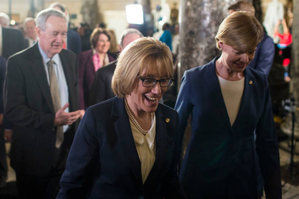 SenateOhioClock's tweet image. B4 Tuesday's #SOTUspeech, Senators are reminded that President Trump's March 2025 address lasted 1 hour, 39 minutes, and 32 seconds, and those remarks lacked any SOTUS #rebuking. An emptied bladder in advance of the walk over to the House is advised.