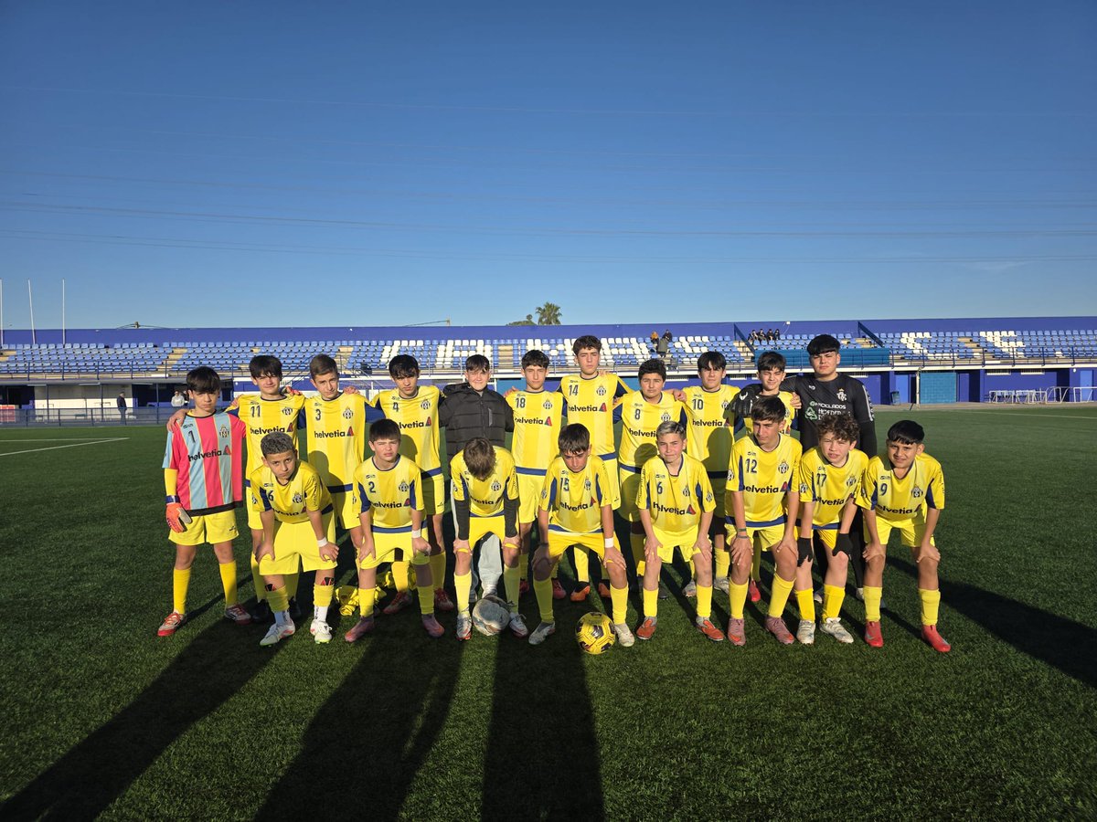 📌 Derrota del Infantil A (2-0). El gol local al filo del descanso cambiaba un partido igualado. En la segunda mitad, nos faltó acierto para empatar, hasta que llegó la sentencia del partido. #sentimientoauriazul