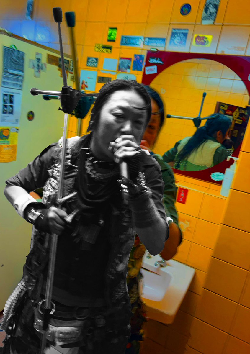 にゃーにゃーにゃー!!! 今日は猫の日だとか… そこらで良いライブだらけ