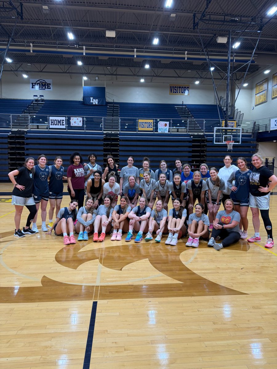 LNEagleGBB tweet media