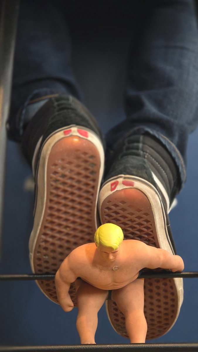 AlphaDom007 tweet media