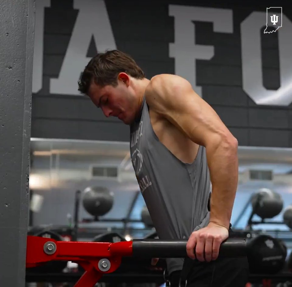 Hoosier Review tweet media