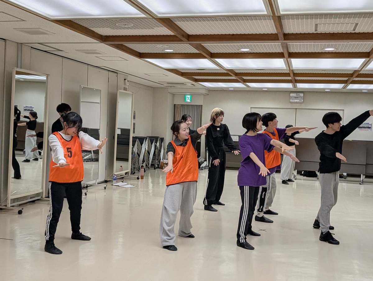 白虹劇団 tweet media
