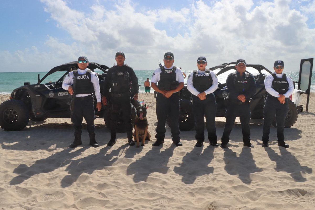 SSC_PDC's tweet photo. La Policía Turística y K-9 de la SSCM mantienen presencia en los balnearios del
municipio. En la imágenes, se observan recorridos sobre Playa 72.
#ProsperidadParaTodasYTodos #ServirYProteger #SinTantoChoro https://t.co/JvdRnTJFDG