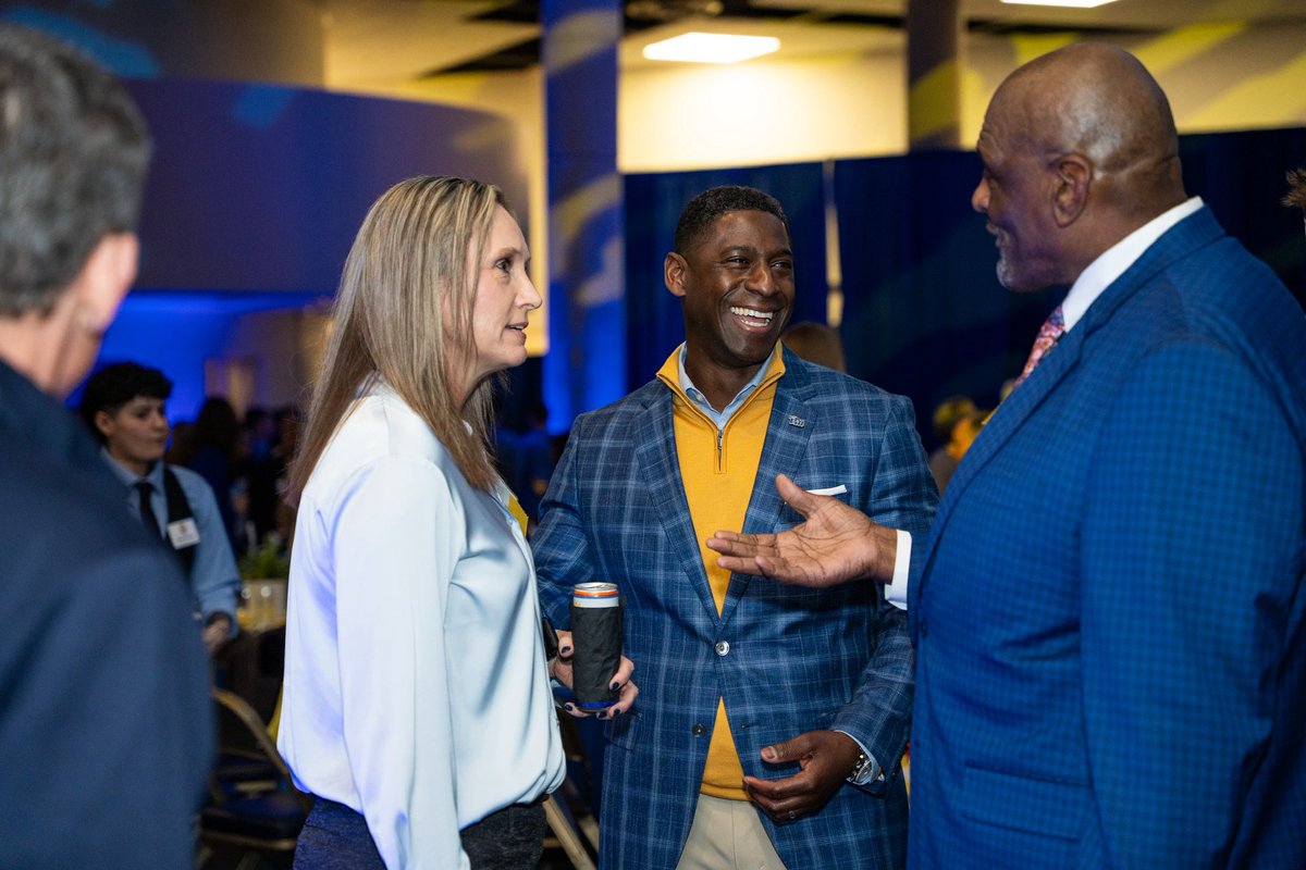 Allen Greene tweet media