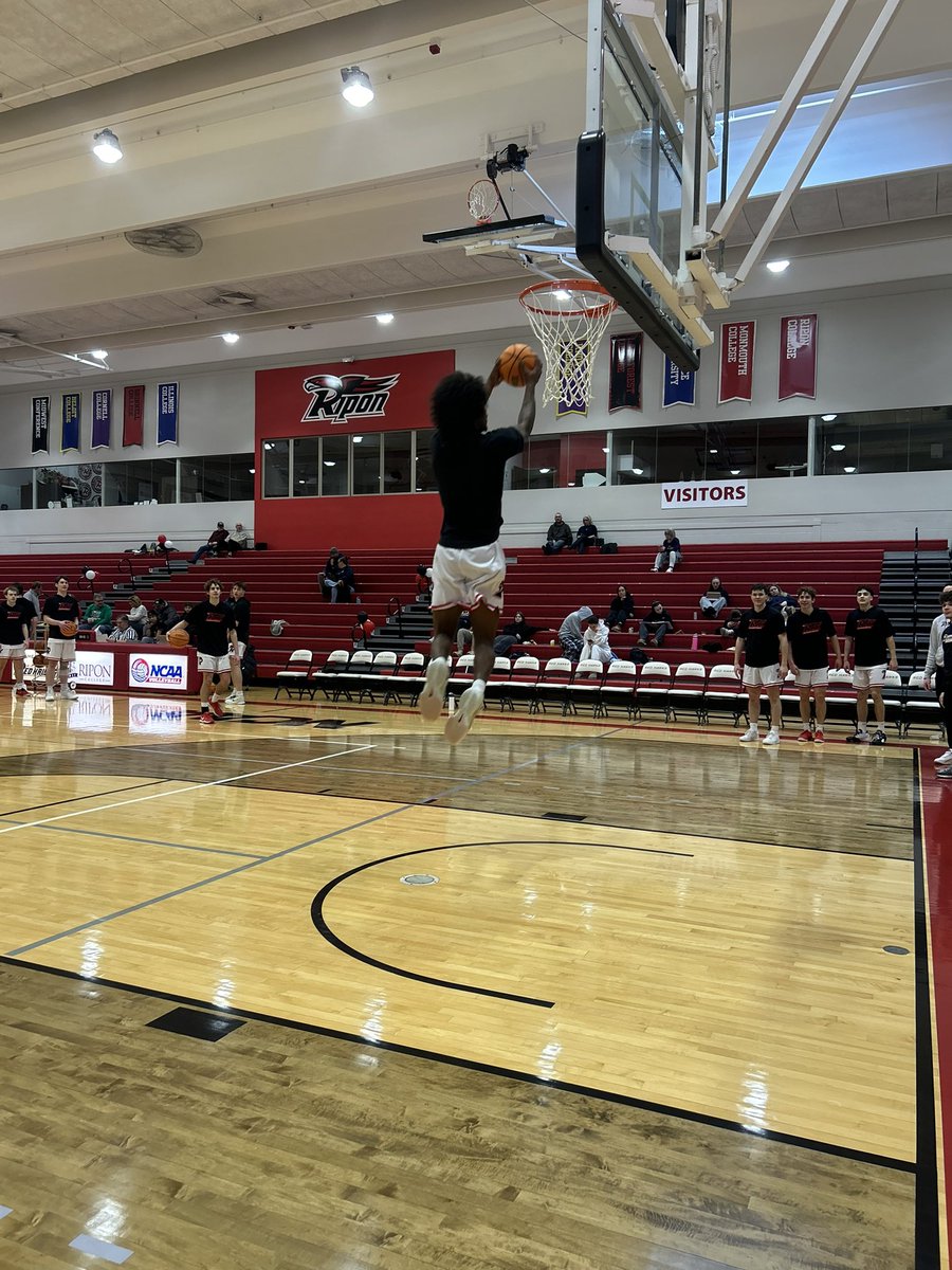 Ripon College Men’s Basketball tweet media