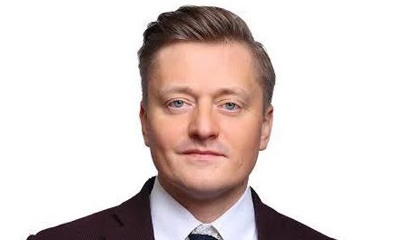 - Projekt jest super
- Nie jest. To propozycja rodem z Rosji i Białorusi
- Nie prawda!
- Byłeś autorem?
- Nie.. tylko współautorem
- Twój klient okazał się białoruskim szpiegiem?
- To przypadek
- Ufa ci ambasada rosyjska?
- To bez znaczenia
- Jesteś z Ordo Iuris?
- Bez znaczenia!