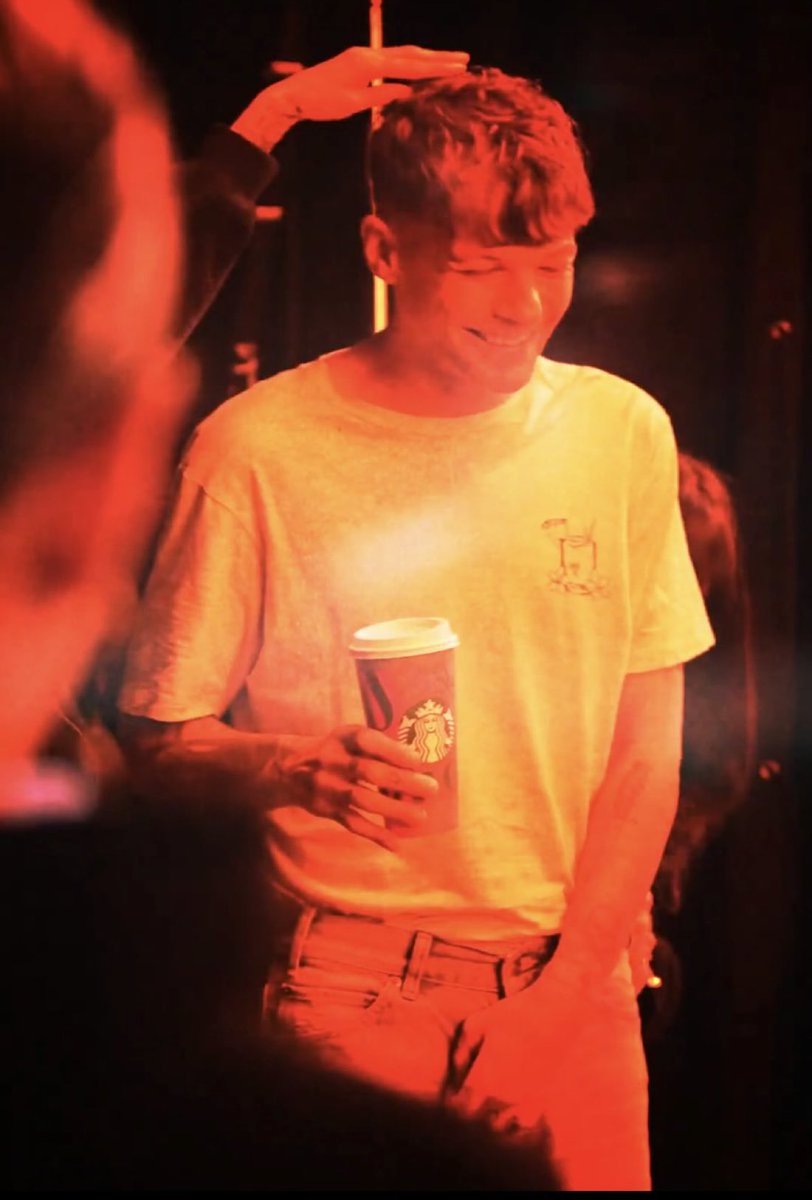 Wallpaper
Last song I listened to
Last saved famous person

I’m not gonna tag anyone bc I don’t wanna annoy anyone but if you see this you should do it lol