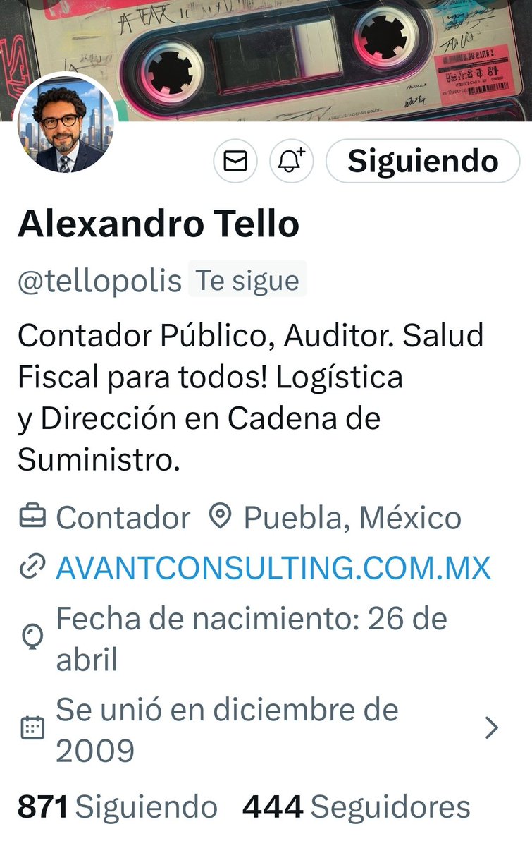 Alexandro Tello, asesinado junto con su pareja en Puebla,apenas hace una semana se había quejado en esta red sobre la inseguridad en su estado. Las tragedias no están tan lejos de cada uno de nosotros, buscando su post me di cuenta que nos seguiamos desde hace tiempo. Si ven su