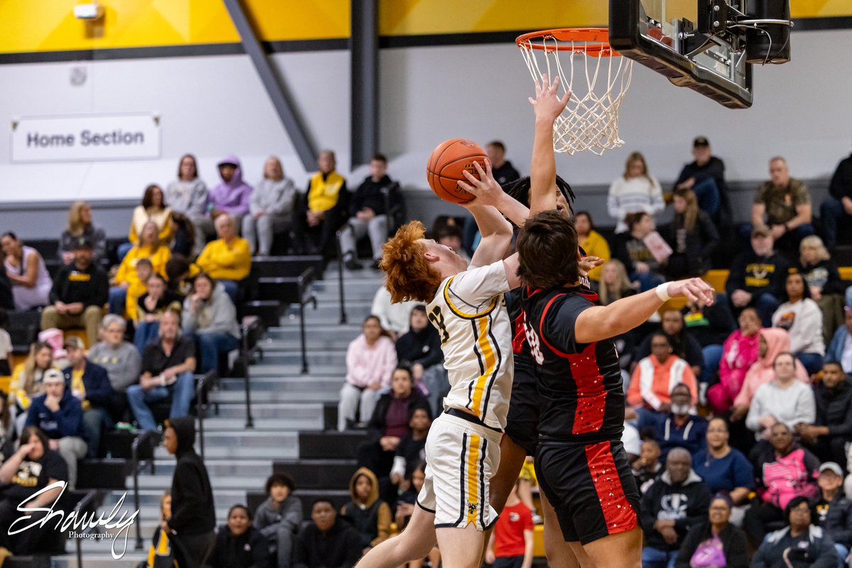 I was in Fulton last night to catch the <a href="/FultonGirlsBB/">Fulton Girls Basketball</a> &amp; <a href="/Fulton_Hoops/">Fulton Basketball</a> for Courtwarming as they took on Hannibal.

To see all of last nights photos photos visit: shawleyphoto.gallery/p104634029

<a href="/FPSActivities/">Fulton Activities</a> <a href="/FHSHornets/">FHS Hornets</a> <a href="/FPSHornets/">Fulton Public Schools</a>