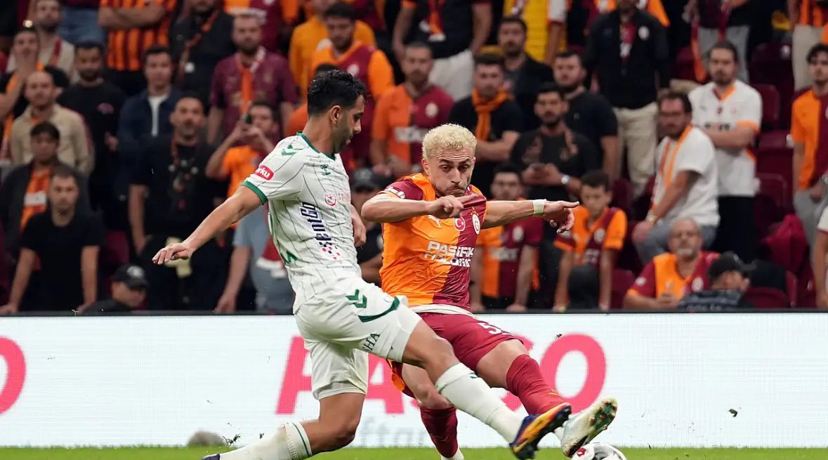 Konyaspor 💚🤍

Bu akşam sahada yüreğini ortaya koyan ve büyük bir mücadele örneği göstererek Galatasaray karşısında önemli bir galibiyet alan Konyaspor’umuzu gönülden tebrik ediyorum. 👏

Anadolu’nun azmi, Konya’nın inancı ve taraftarımızın desteğiyle gelen bu zafer hepimizi