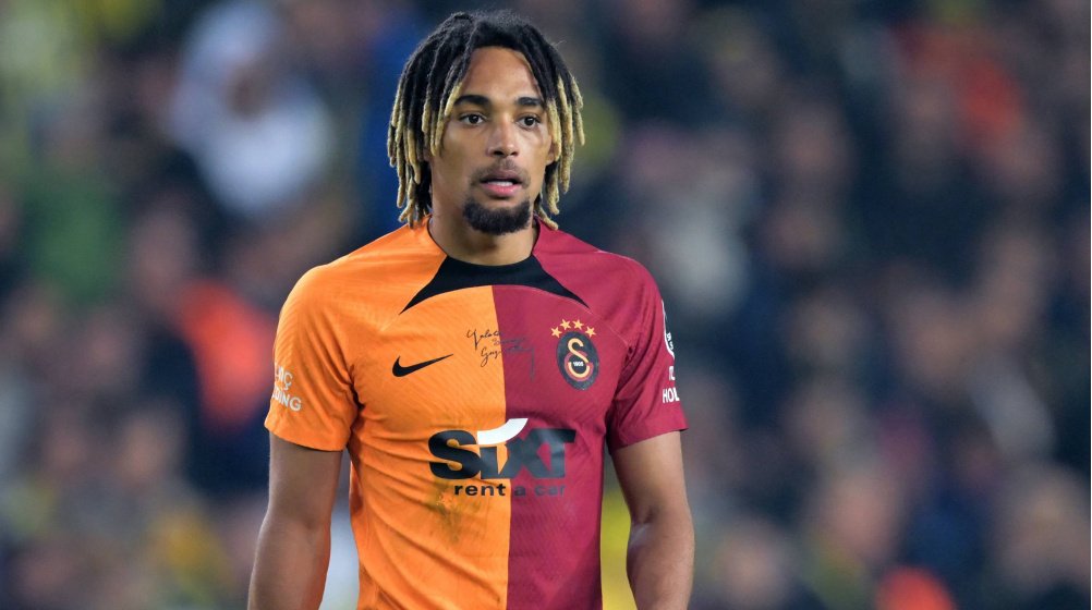 🚨Napoli Galatasaray'da kiralık olarak forma giyen Sacha Boey'e ilgi gösteriyor. 

📌 Oyuncunun Bonservisi Bayern Münih'te, ve Galatasaray'ın bir satın alma opsiyonu var.

📎 Tuttomercato 

#transfer #Galatasaray #SachaBoey