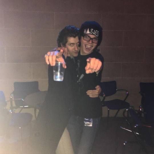 sweetsdreamstn's tweet photo. what’s up with him and this pose https://t.co/Fvi2wjRGBT