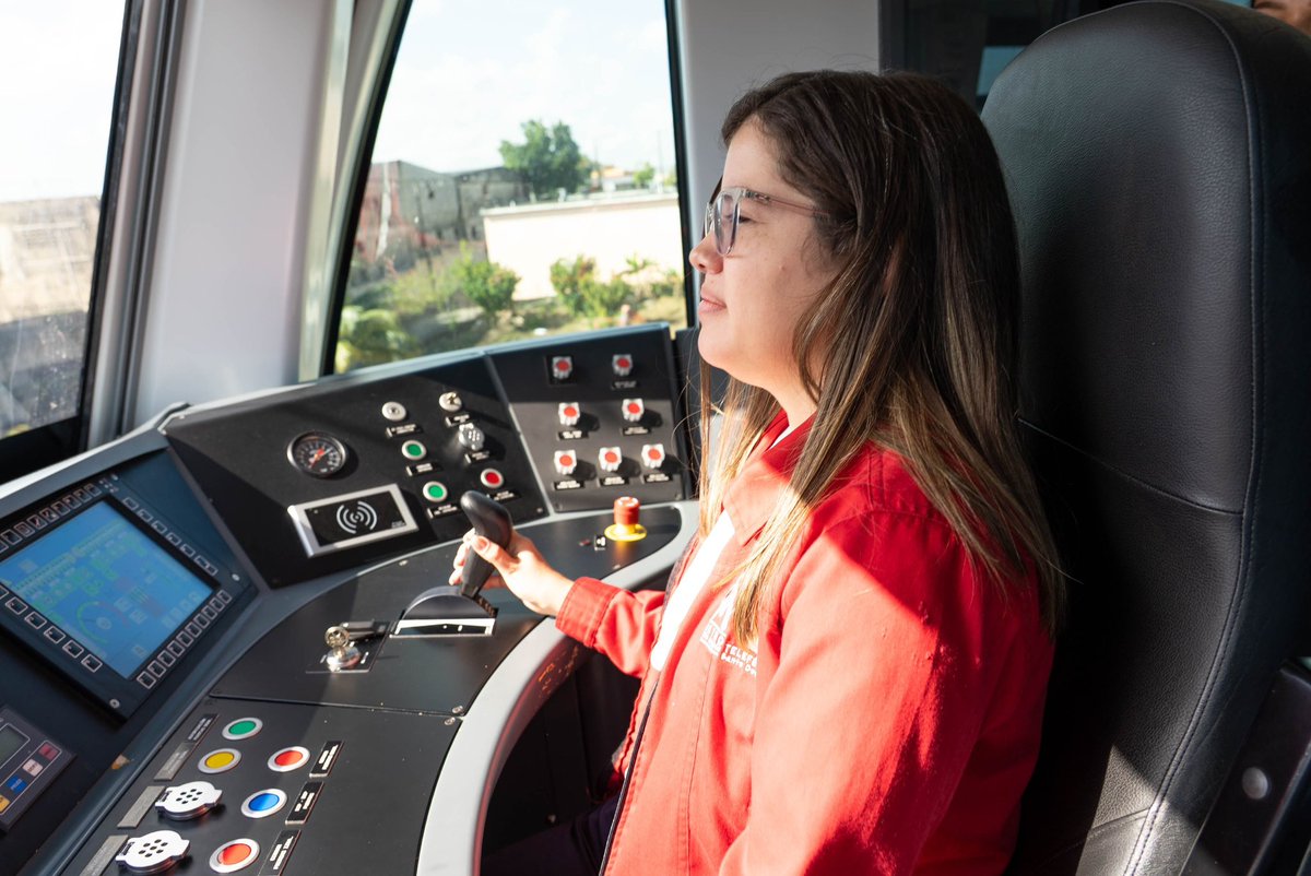 Deligne Ascención tweet media