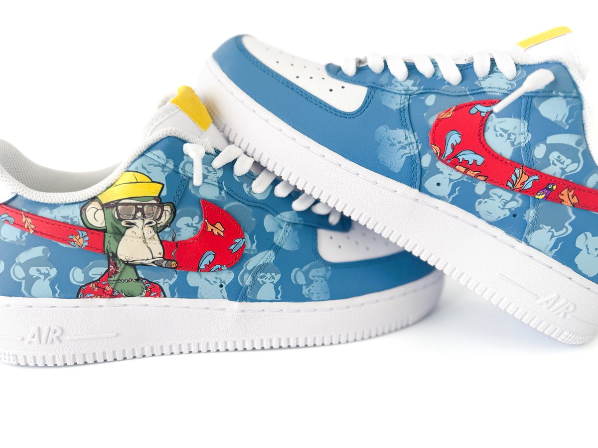 FRESHESTKICKS.ETH 👟 tweet media