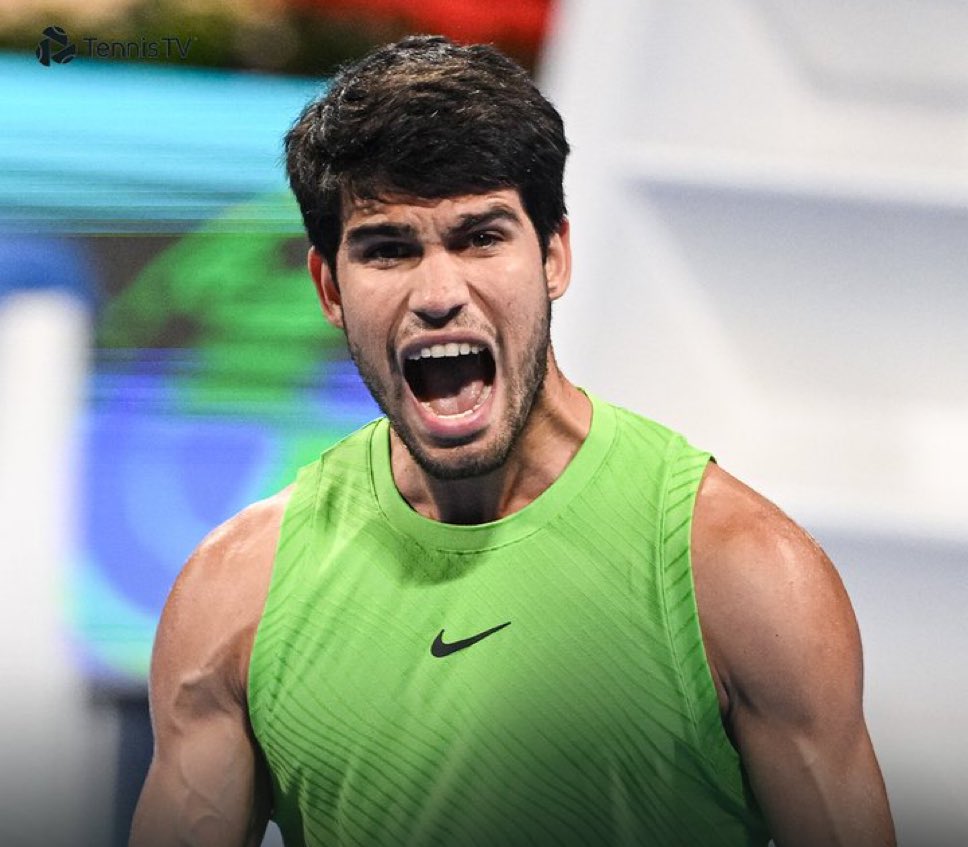 50 minutos ha durado la final.

Una de las mayores exhibiciones de tenis que le hemos visto jamás a Alcaraz.