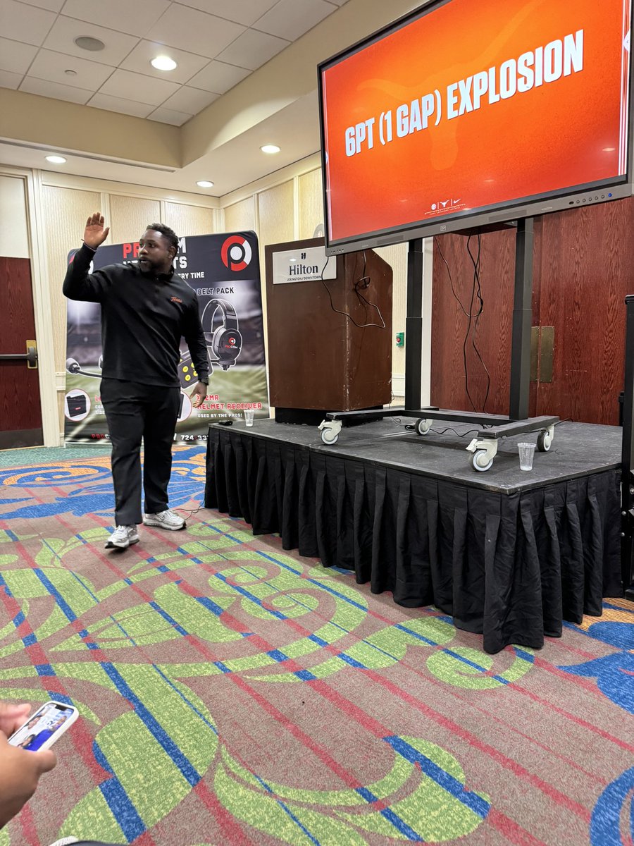 Coach Joshua Smith tweet media