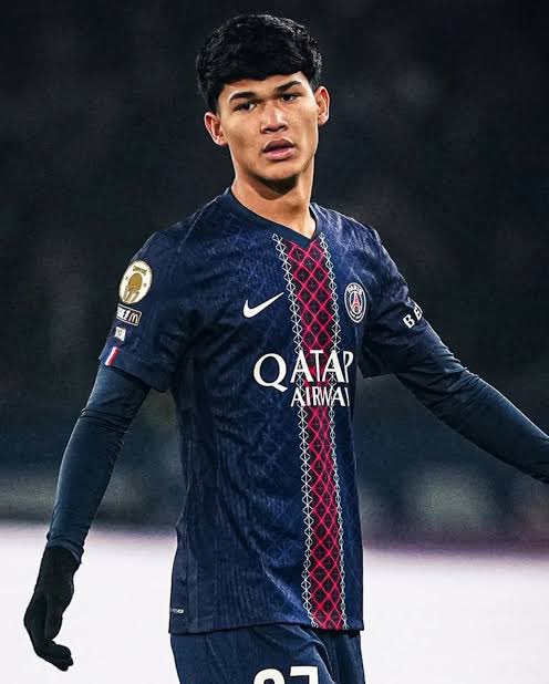 Tài năng gốc Philippines ra mắt, PSG lập tức "lột xác" 3 🔥🔥🔴🔵 Première titularisation de Dro Fernandez avec le PSG !
